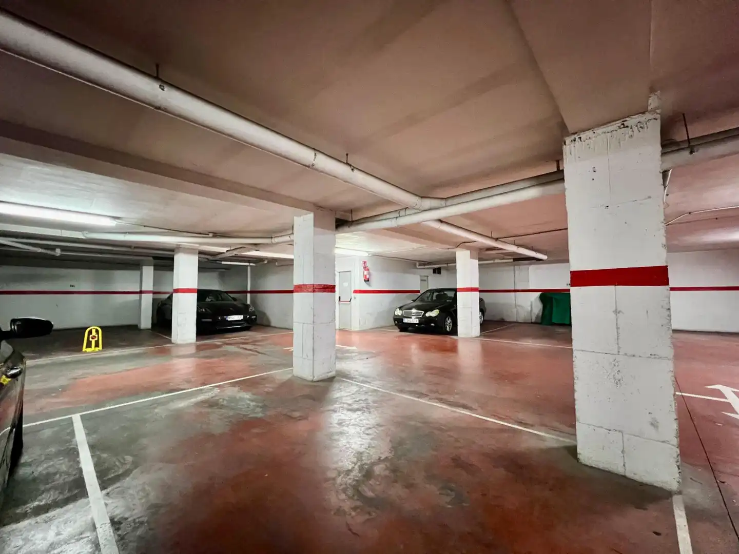 Parkplatz von Wohnungen zum Verkauf in Torrevieja mit Klimaanlage, Heizung und Möbliert