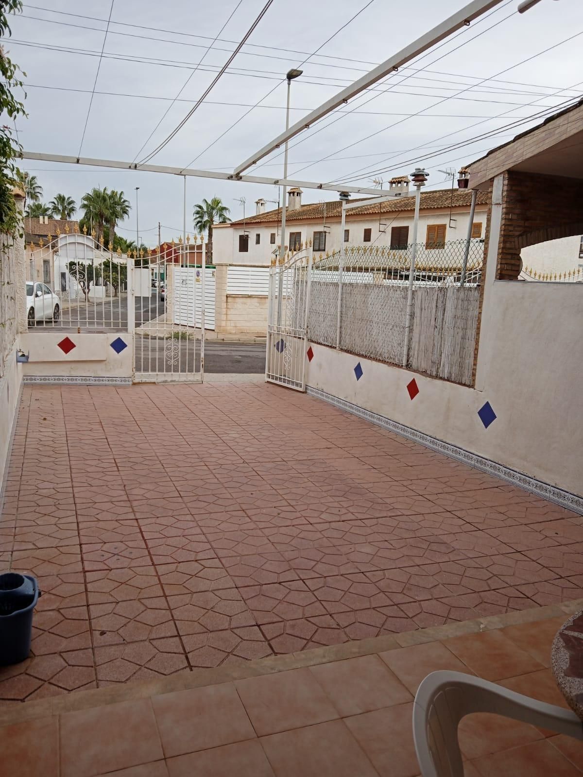 Casa adosada en venda a Los Narejos - Punta Calera