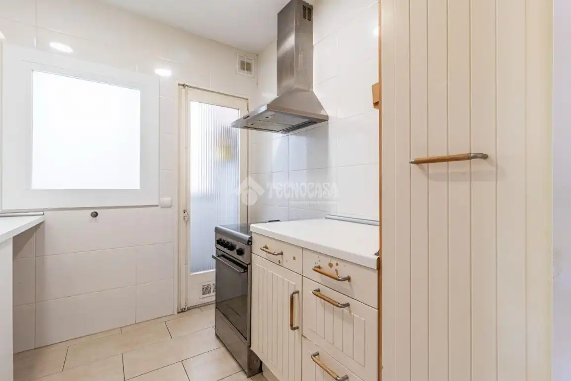 Flat with terrace for sale in Centre - Estació, imagen 11