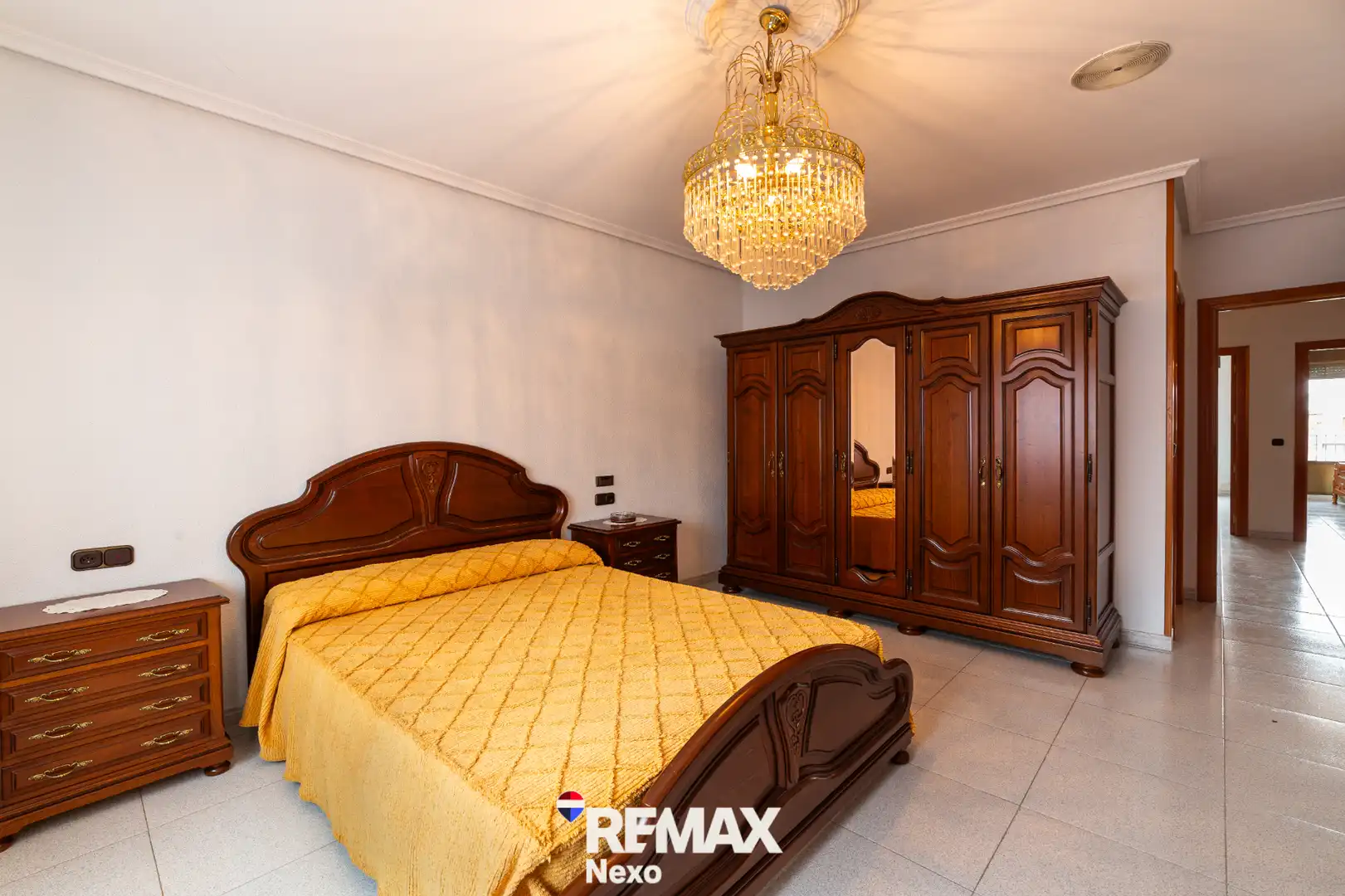 Habitación de Casa adosada en venta en Villaverde de Íscar con Aire acondicionado, Calefacción y Jardín privado