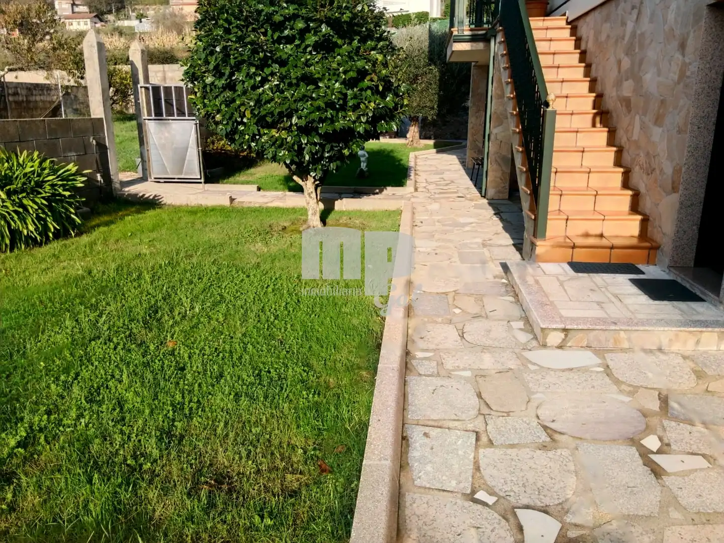 Jardín de Casa o chalet en venta en Redondela con Calefacción, Jardín privado y Trastero