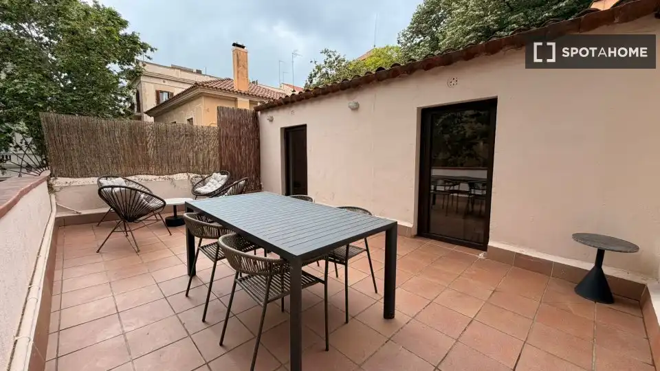 Terrassa de Pis per a compartir en Barcelona amb Aire condicionat, Terrassa i Moblat