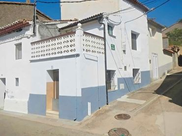Semi-detached house for sale in MAYOR