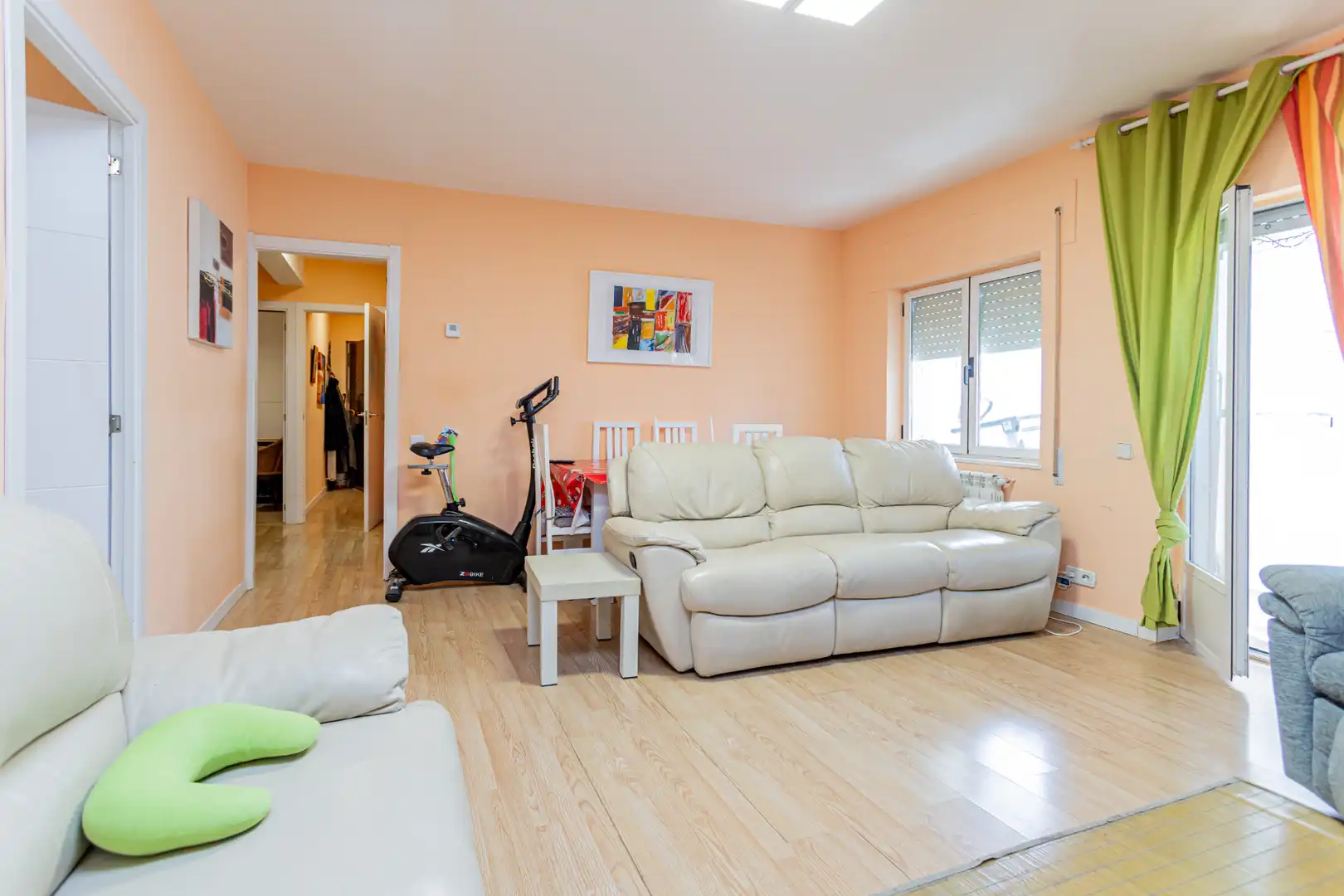 Living room of Flat for sale in Collado Villalba  with Heating, Private garden and Parquet flooring