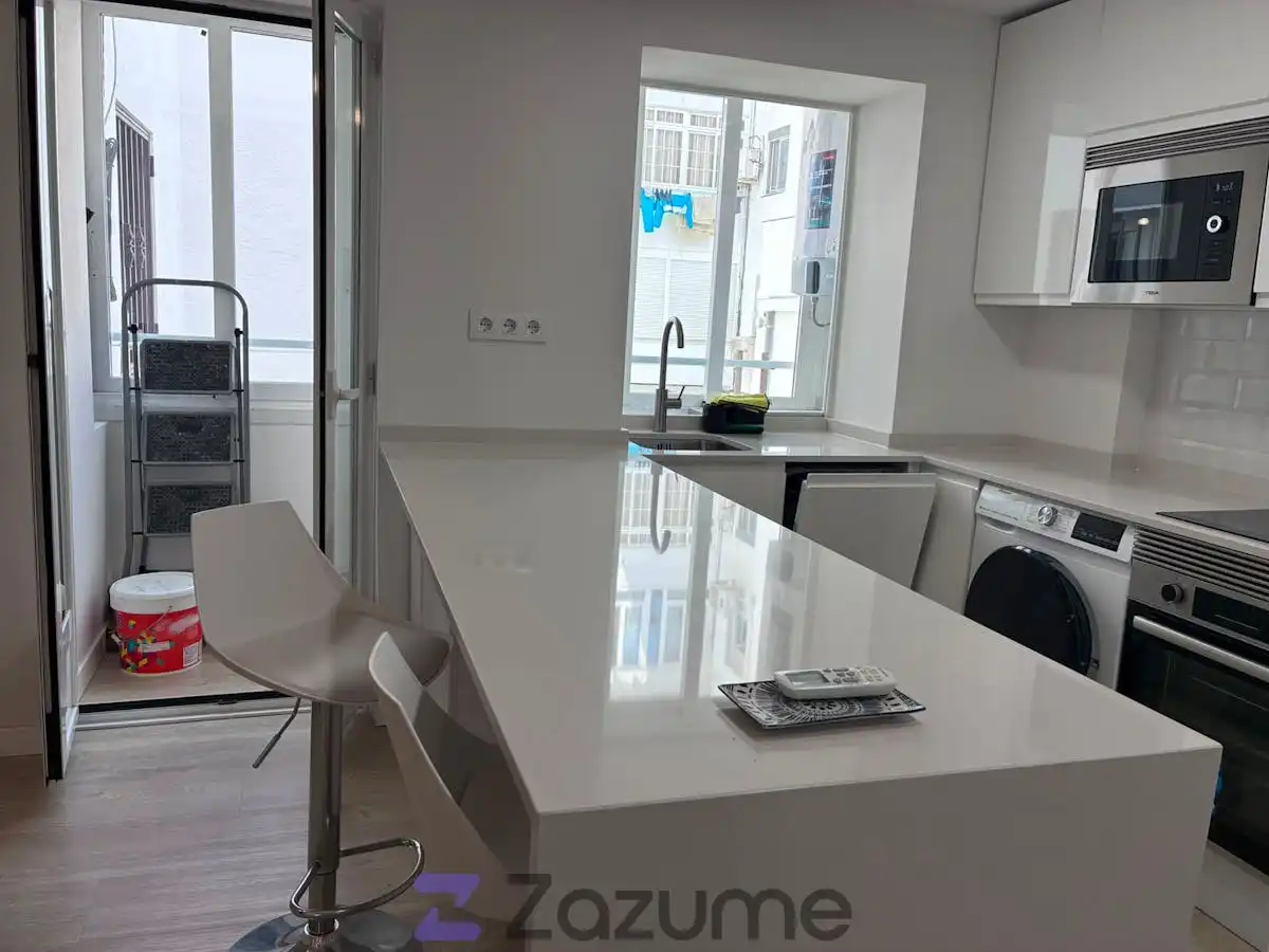 Cocina de Piso de alquiler en Madrid con Aire acondicionado, Calefacción y Horno