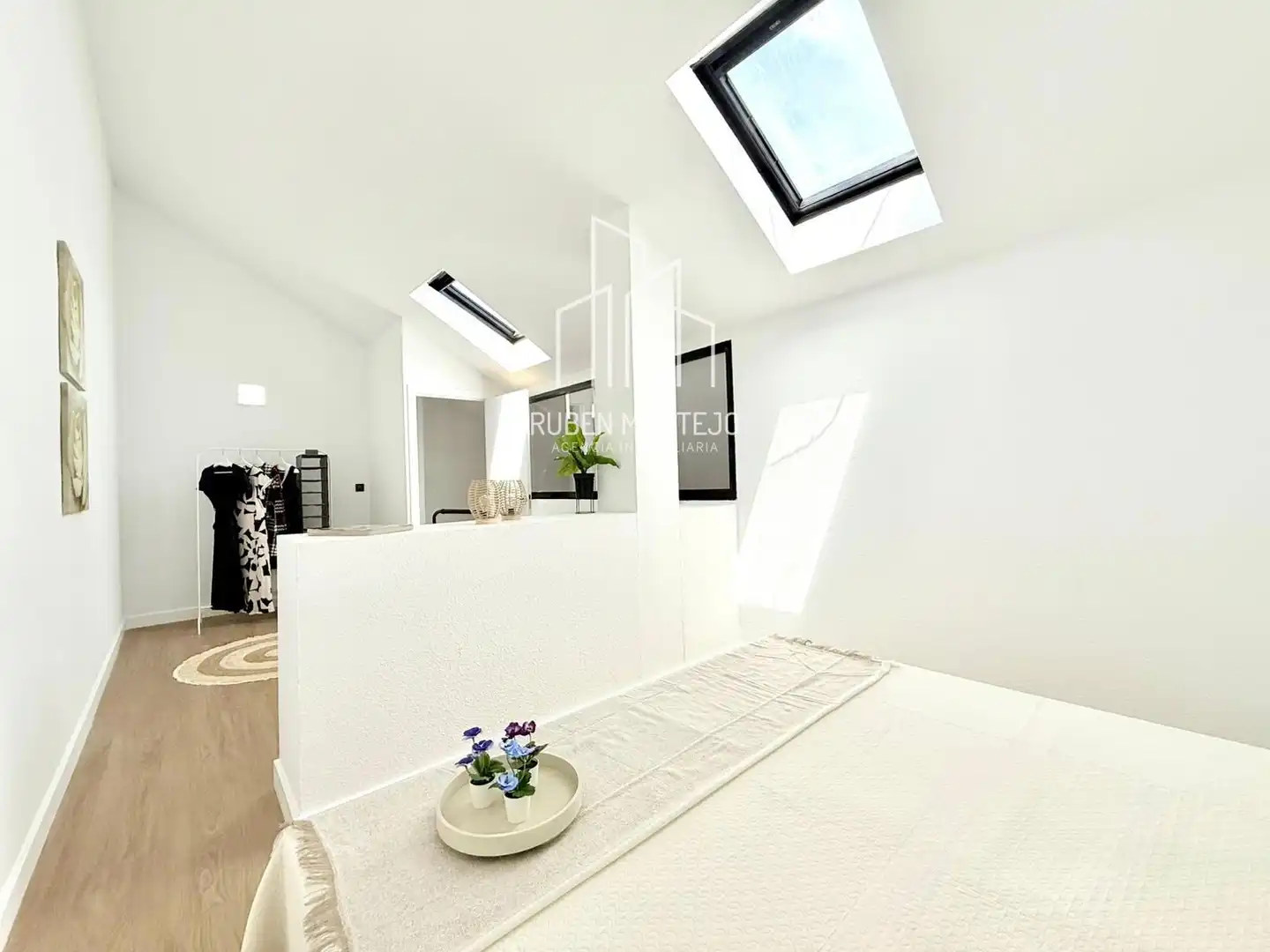 Habitación de Dúplex en venta en Villamayor con Calefacción, Terraza y Balcón