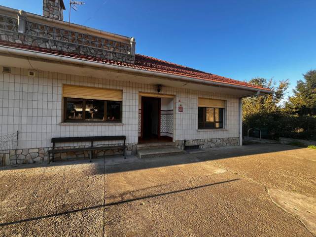 Casa-chalet en Alquiler en Deva