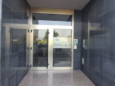 Pis amb ascensor en venda a Marcel·li Domingo 9