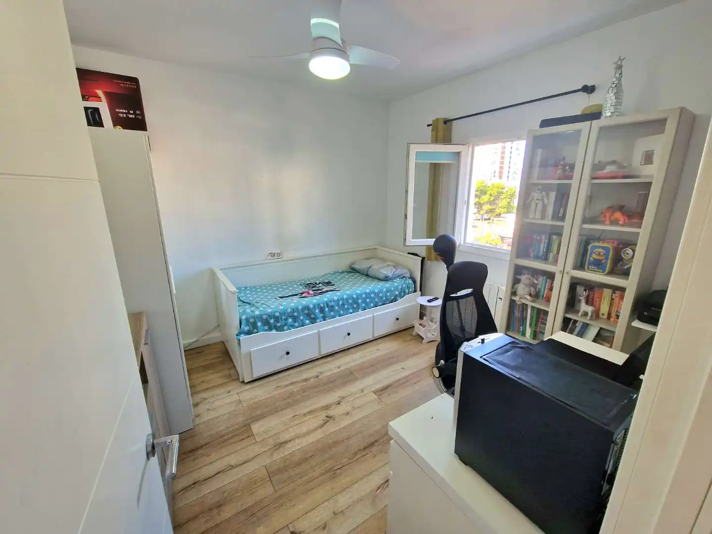 Schlafzimmer von Wohnungen zum Verkauf in Sant Antoni de Portmany mit Klimaanlage, Heizung und Terrasse