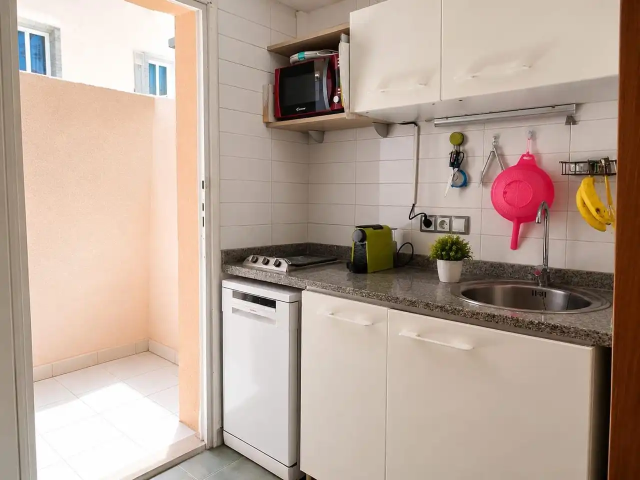 Küche von Wohnung zum Verkauf in San Bartolomé de Tirajana mit Klimaanlage, Terrasse und Möbliert