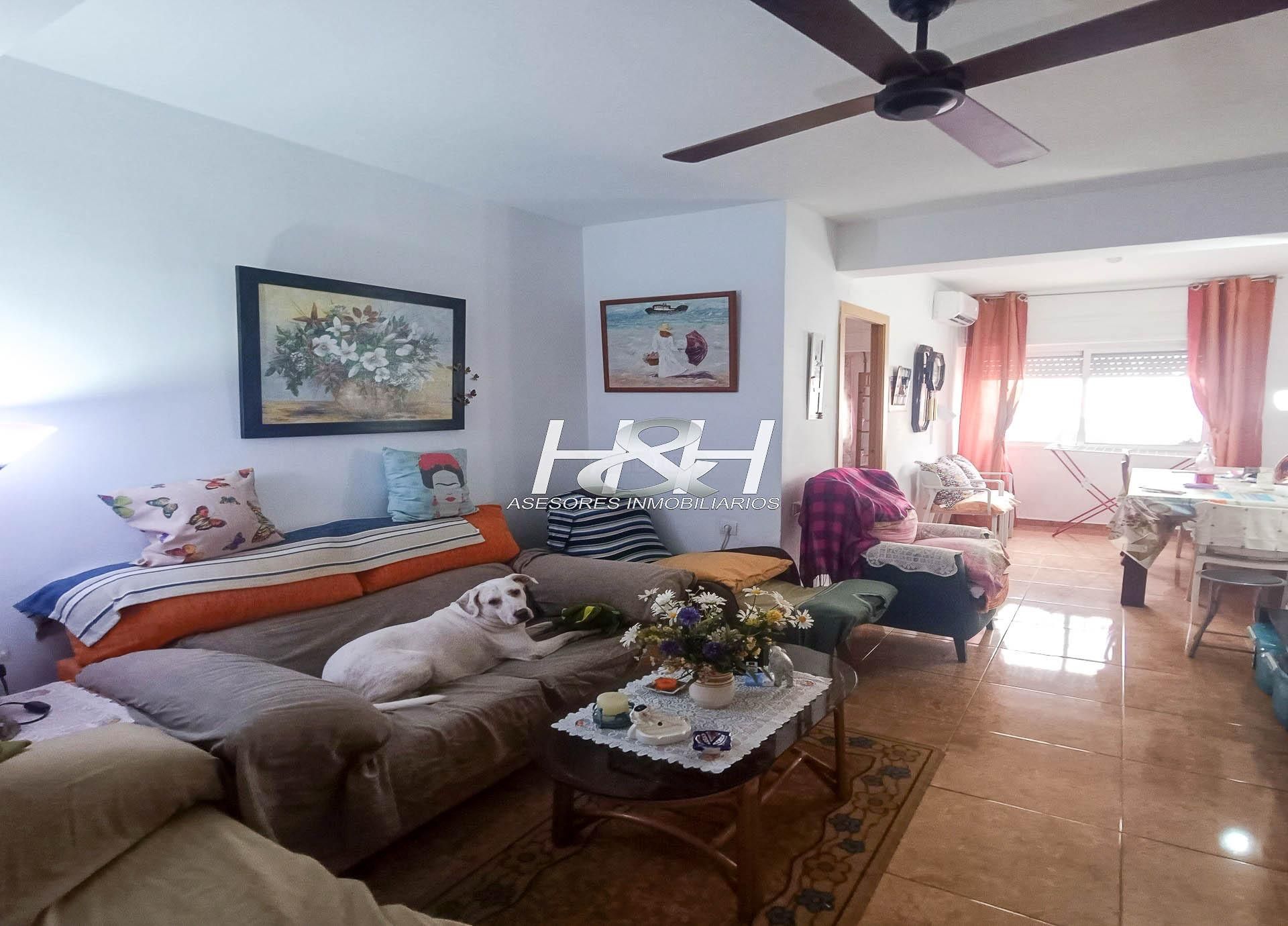 Living room of Flat for sale in Burjassot  with Heating and Terrace