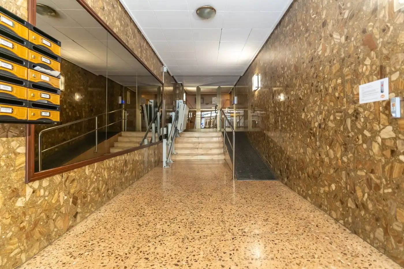 Piso en venta en Reus con Calefacción, Terraza y Balcón