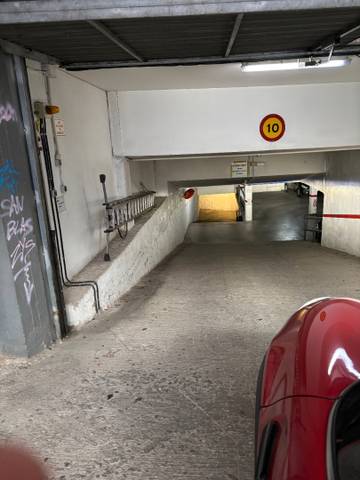 Garaje en Alquiler en Carrer de Monlau, 5 en La Sagrera