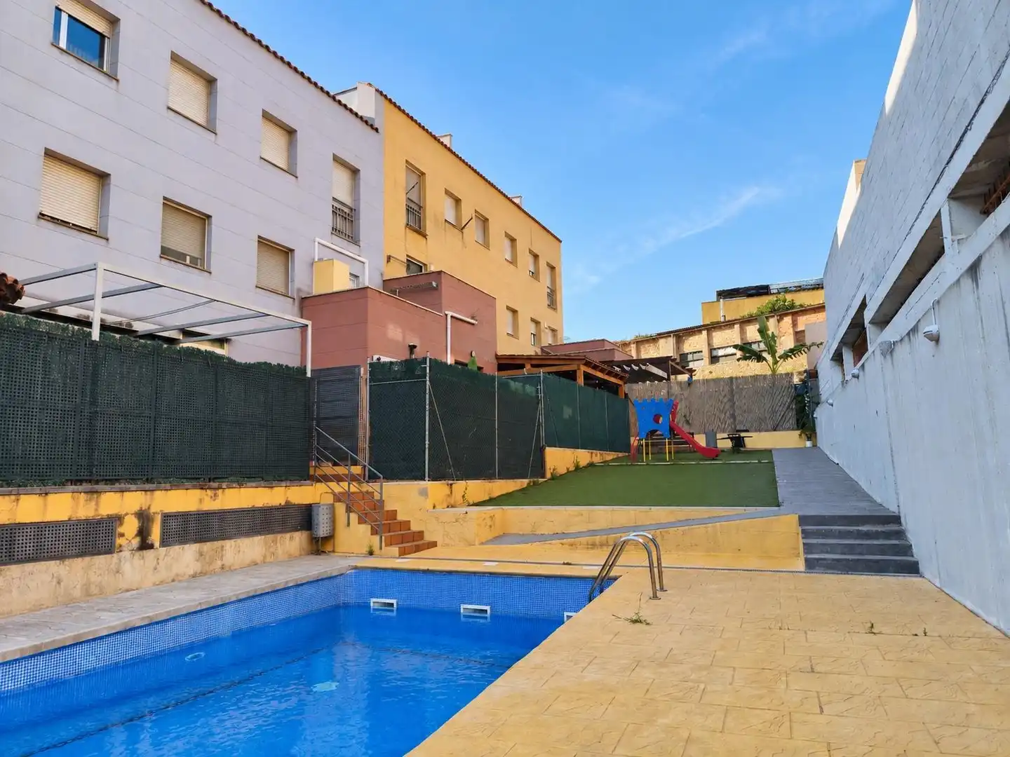 Piscina de Planta baixa en venda en Els Pallaresos, Tarragona