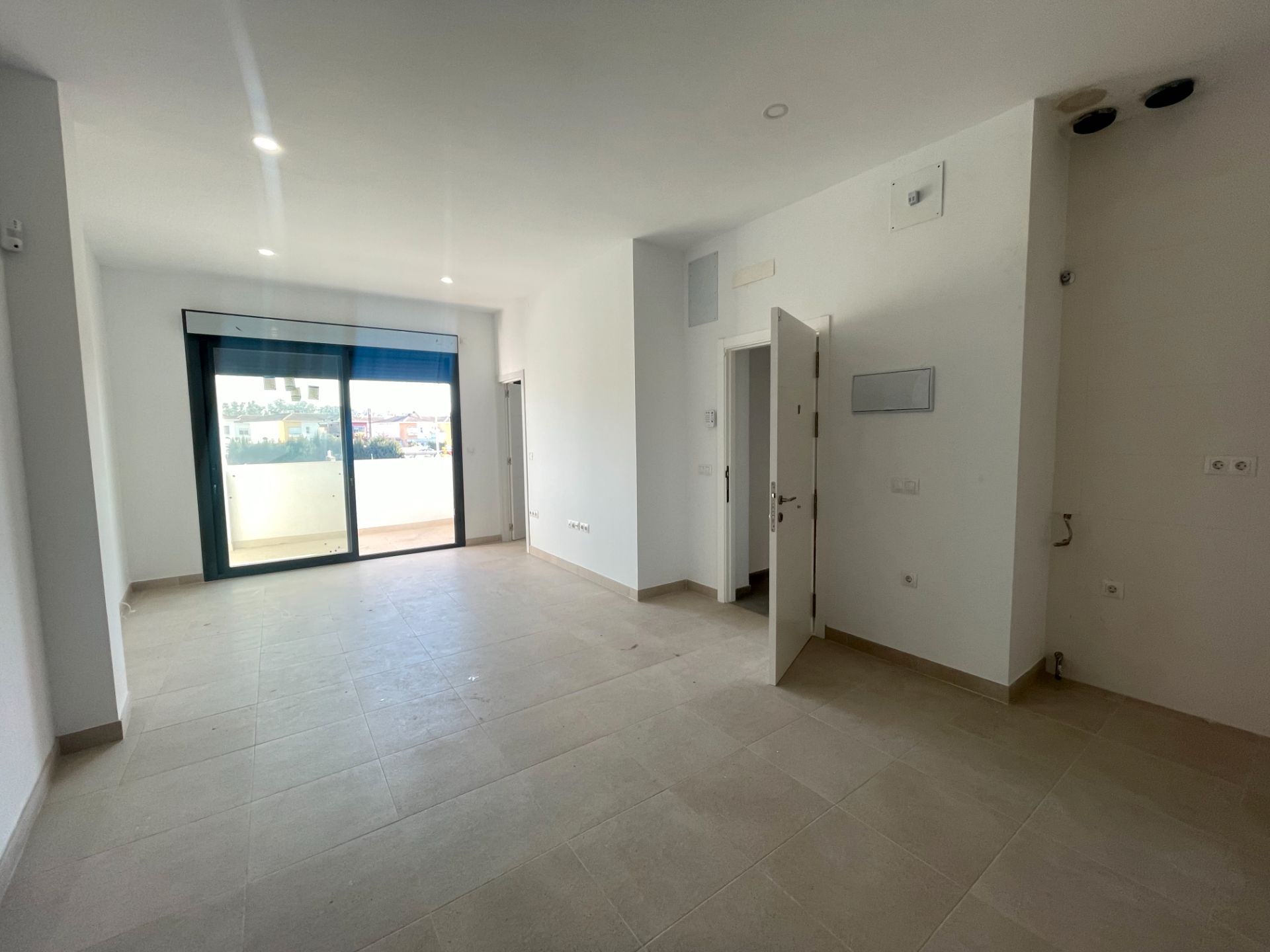 Flat for sale in Gelves  with Air Conditioner and Terrace