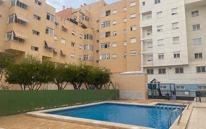 Swimming pool of Flat for sale in Alicante / Alacant  with Terrace and Balcony