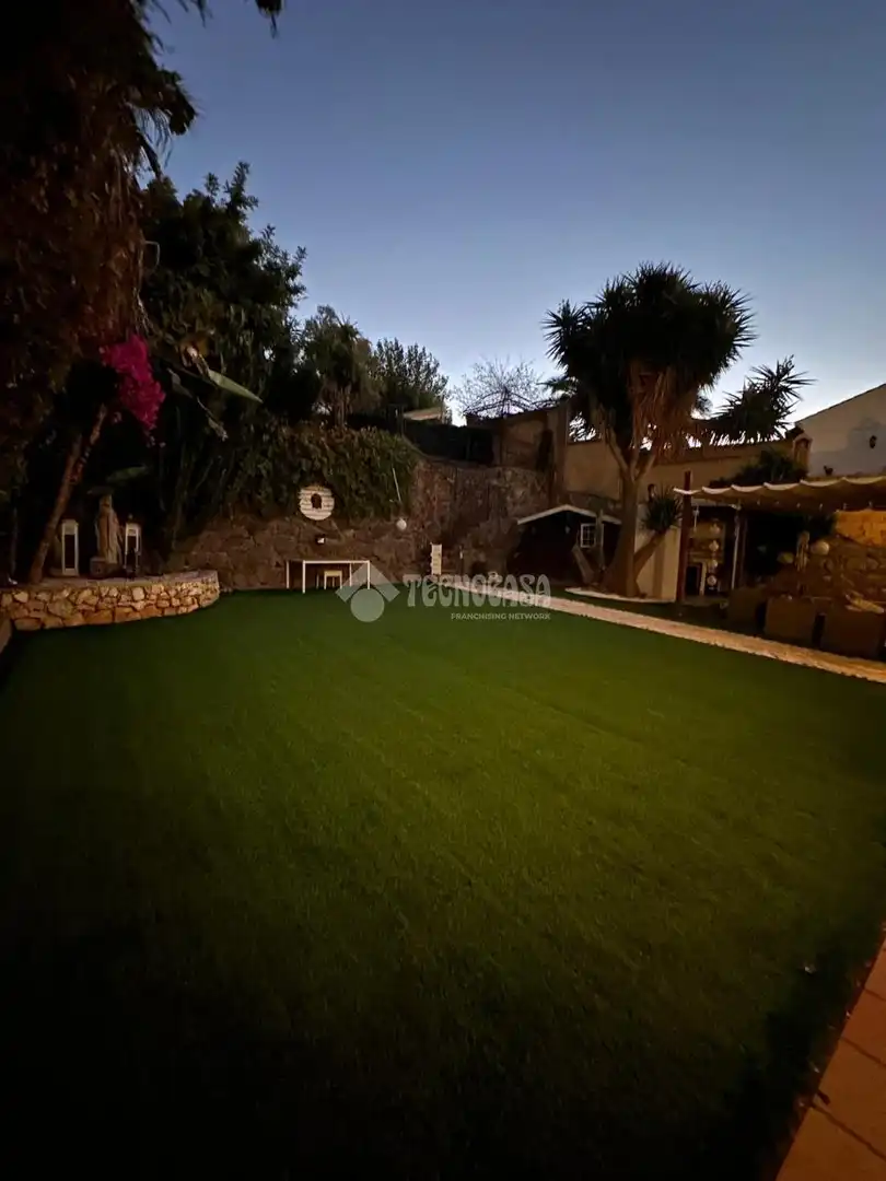 Casa o xalet en venda a Manantiales - Lagar - Cortijo