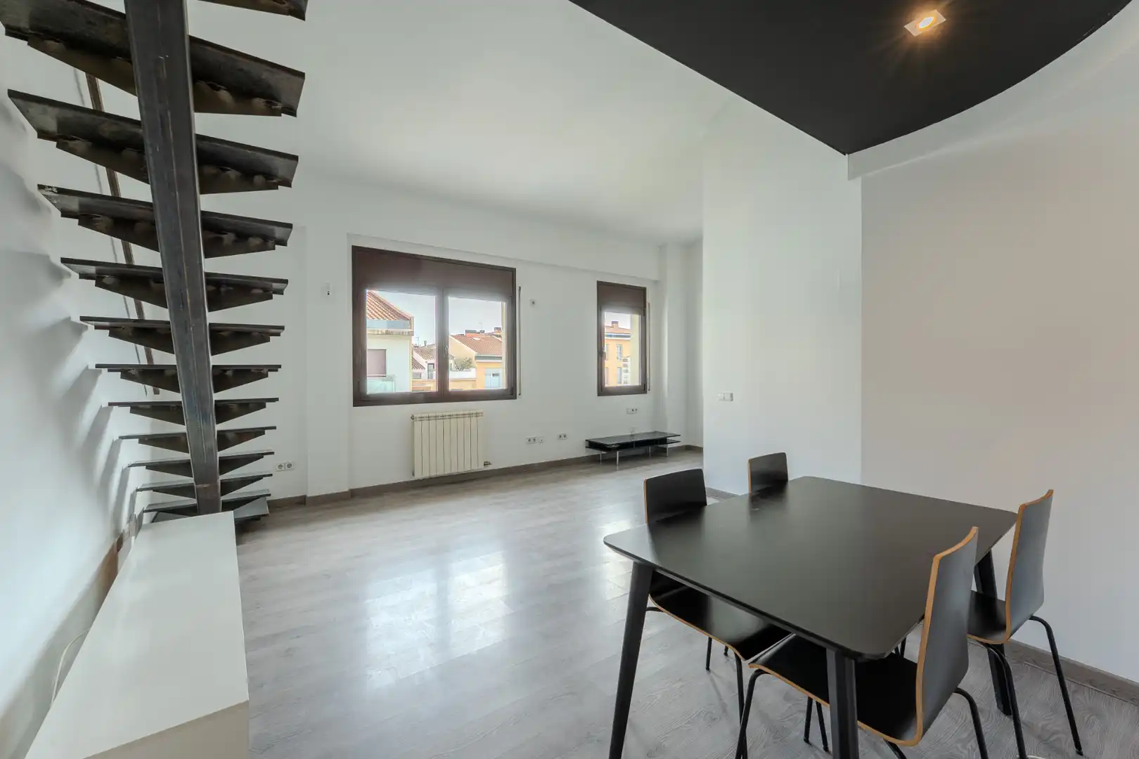Sala d'estar de Dúplex en venda en Girona amb Aire condicionat, Calefacció i Forn