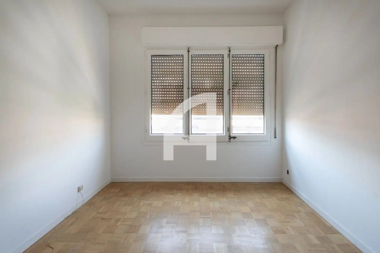 Bedroom of Flat for sale in Barcelona  with Parquet flooring