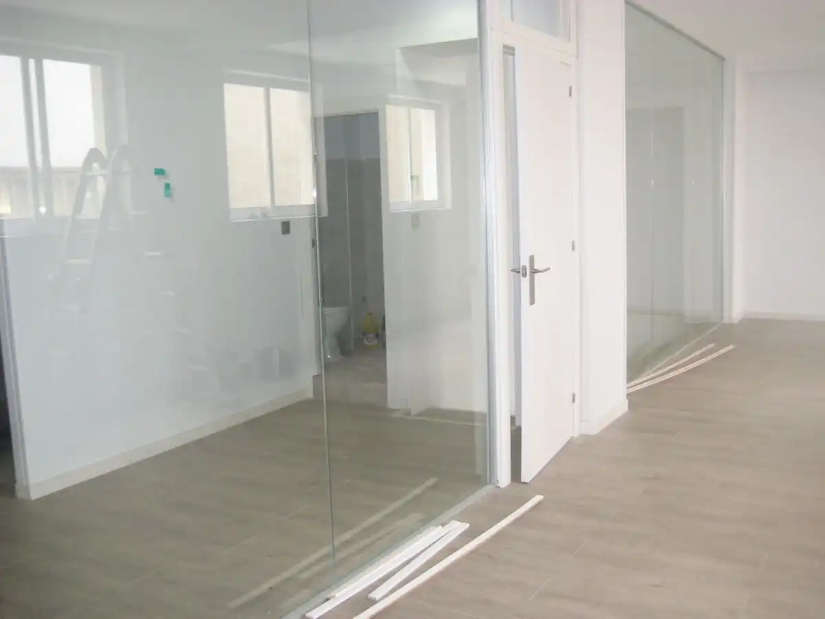 Business premises for sale in Este, imagen 3