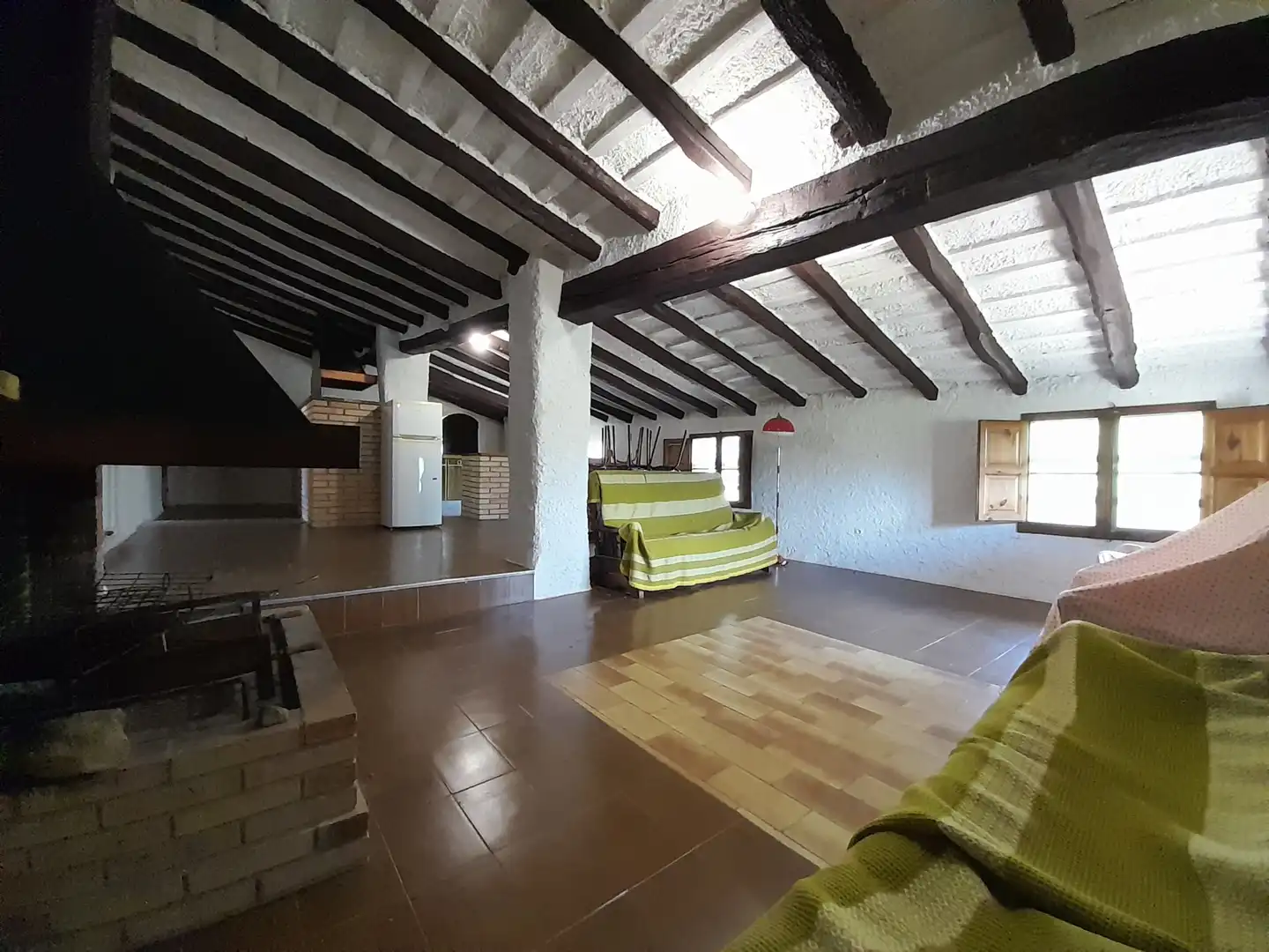 Sala de estar de Finca rústica en venta en La Vall de Bianya con Calefacción, Terraza y Trastero