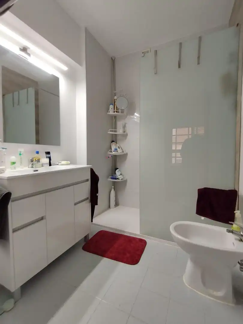 Bany de Apartament de lloguer en Murcia amb Aire condicionat, Calefacció i Parquet