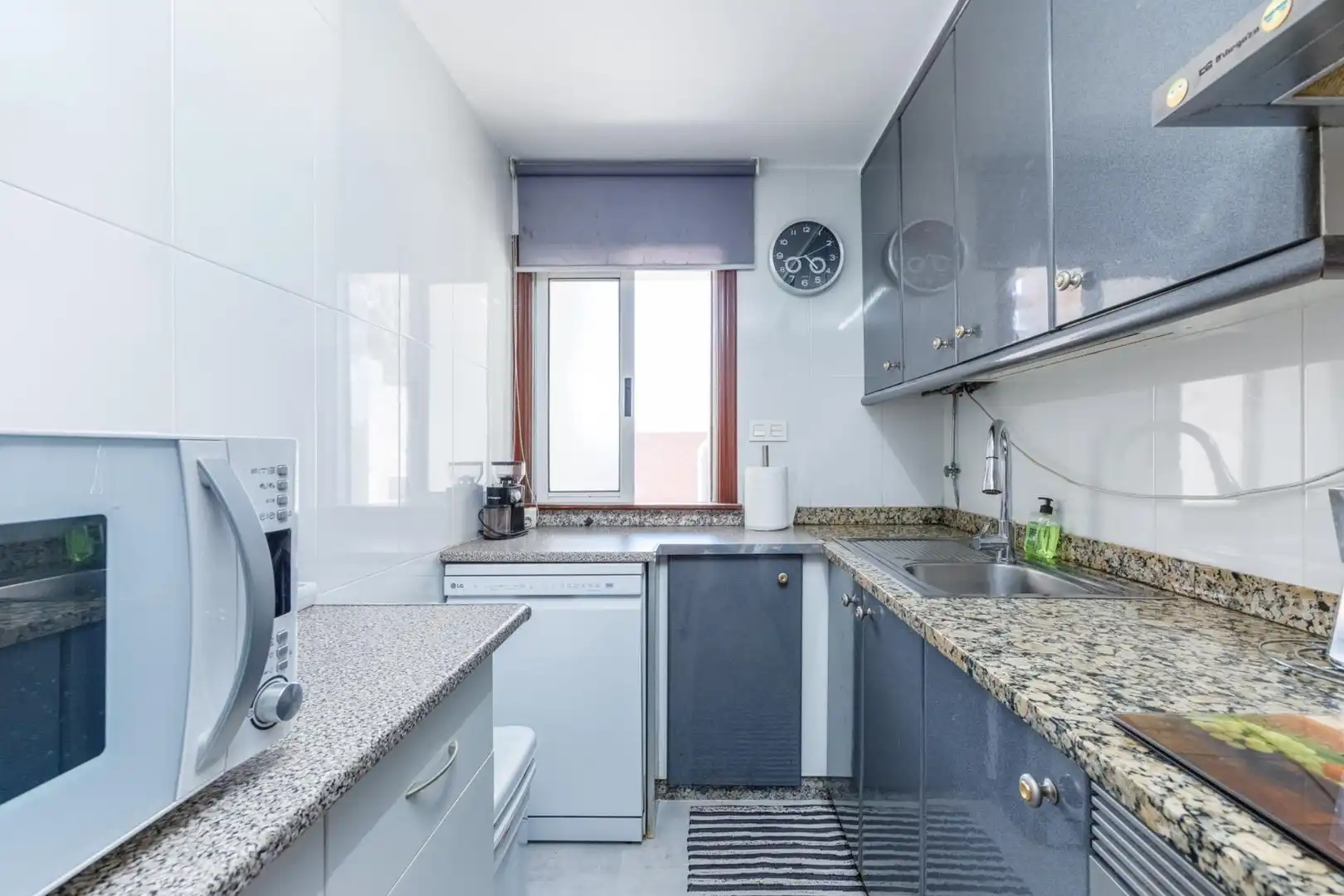 Kitchen of Houses for sale in Vigo   with Heating, Private garden and Terrace