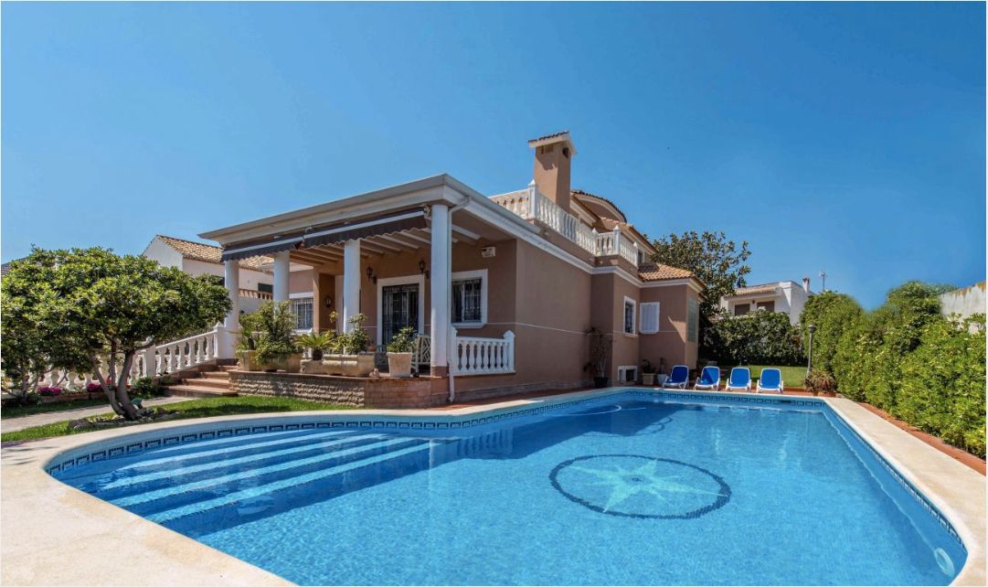Exterior view of House or chalet for sale in Torrevieja  with Air Conditioner, Heating and Private garden