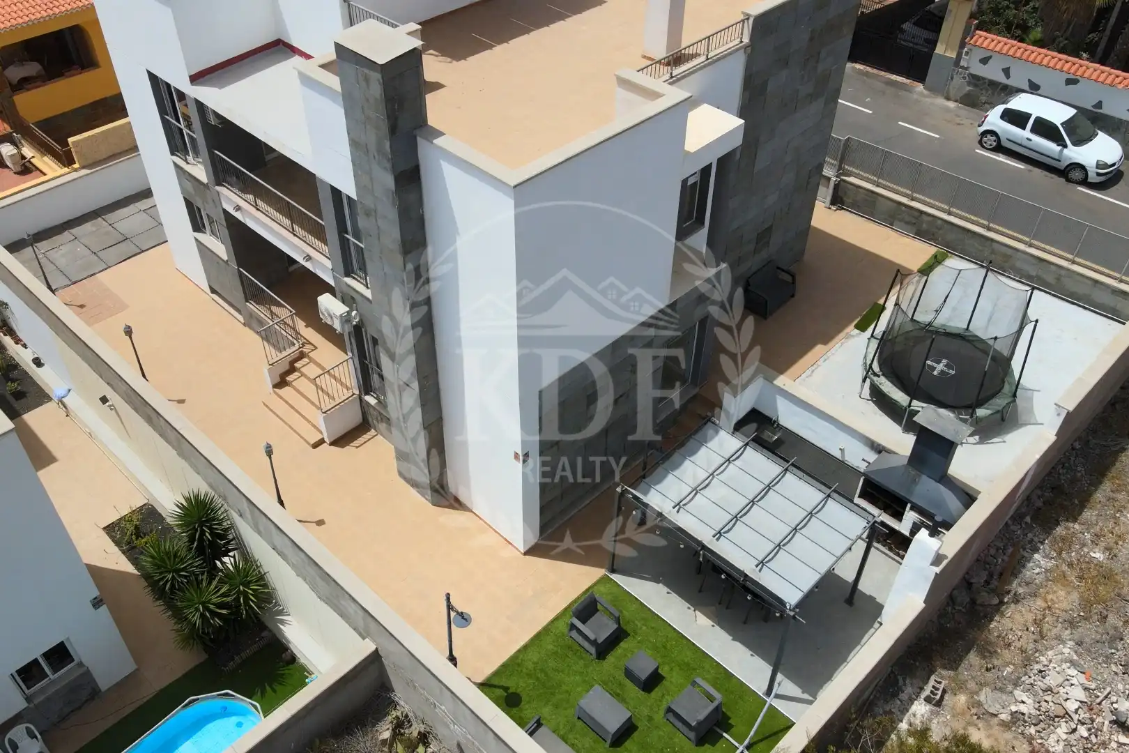 Vista exterior de Casa o chalet en venta en Arona con Aire acondicionado, Jardín privado y Parquet
