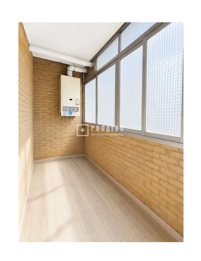 Piso en venta en de Luxemburgo, Fuenlabrada II - El Molino