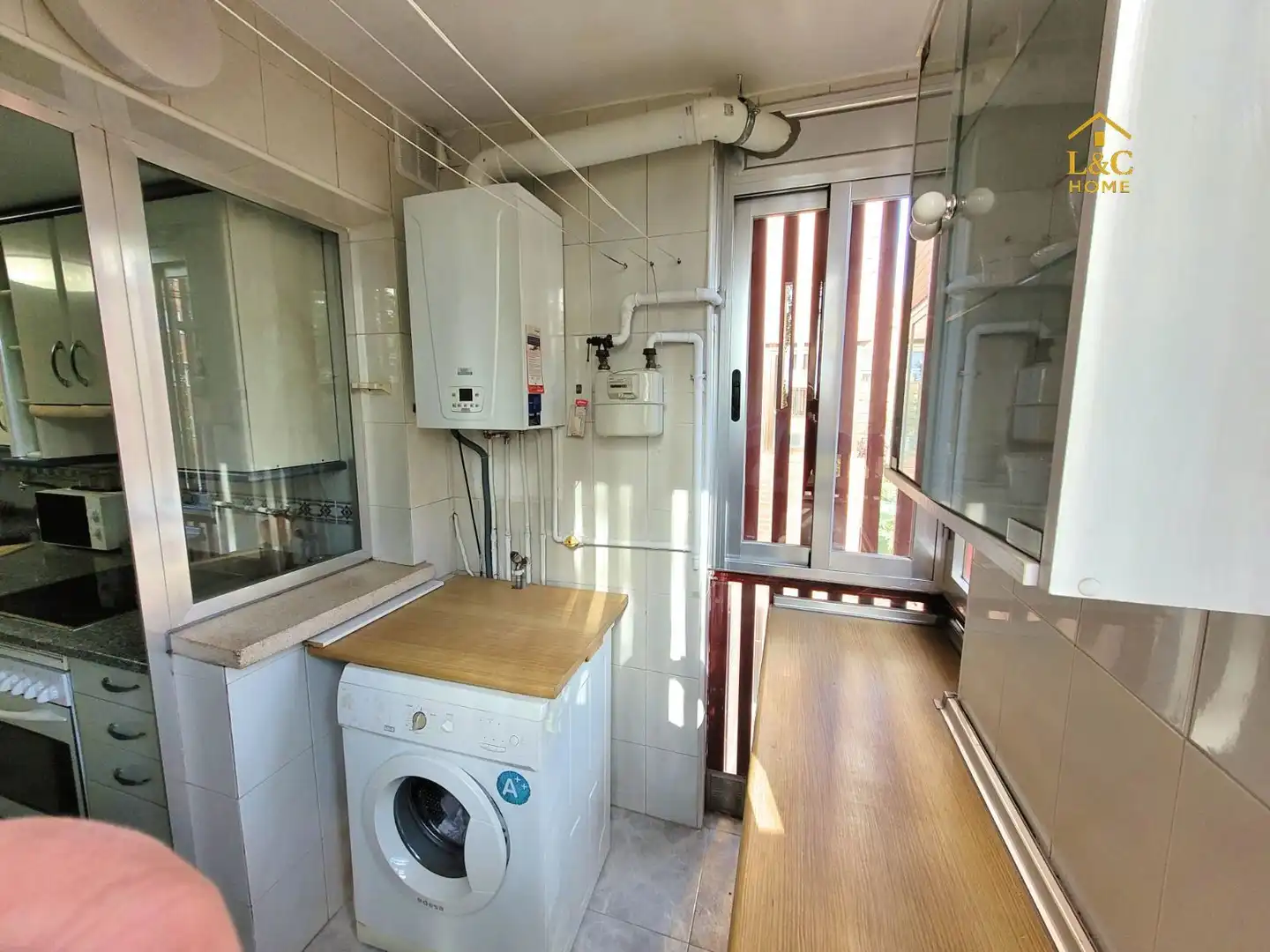 Cocina de Piso en venta en Madrid con Calefacción, Terraza y Amueblado