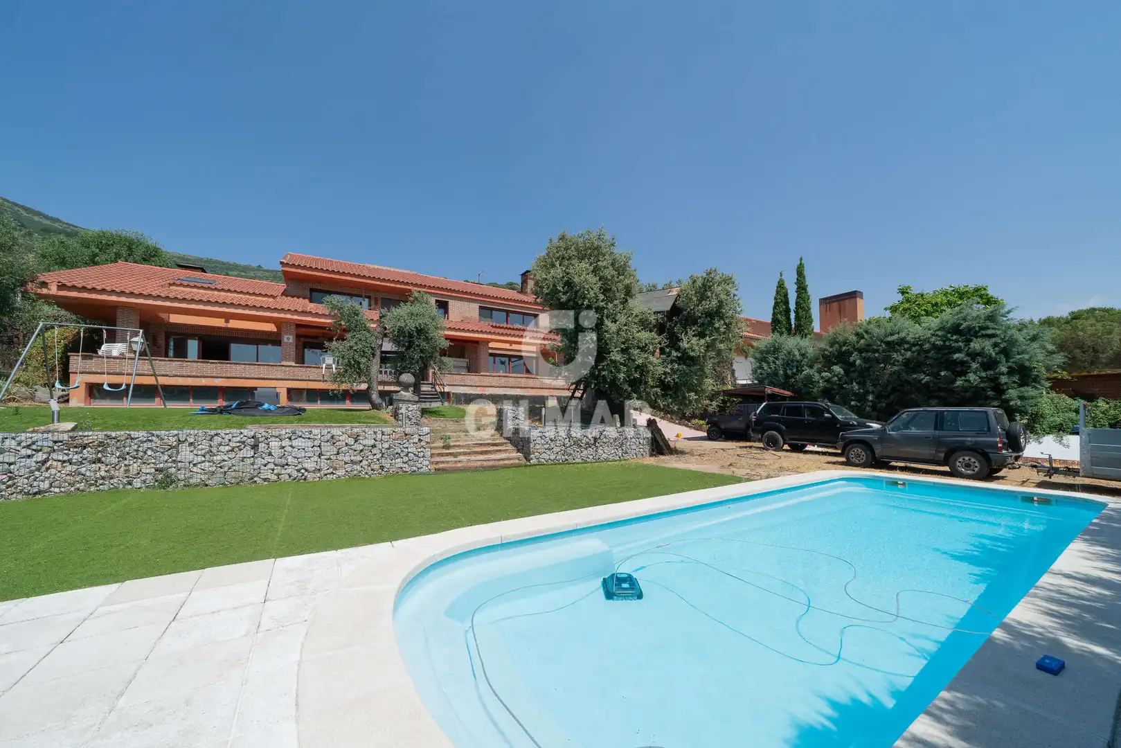 Jardín de Casa o chalet en venta en San Lorenzo de El Escorial con Calefacción, Jardín privado y Piscina