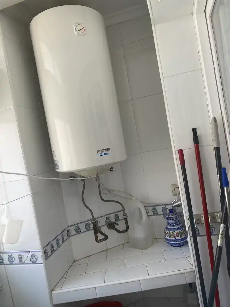 Badezimmer von Wohnung zur Miete in Aranjuez mit Klimaanlage, Parkett und Möbliert