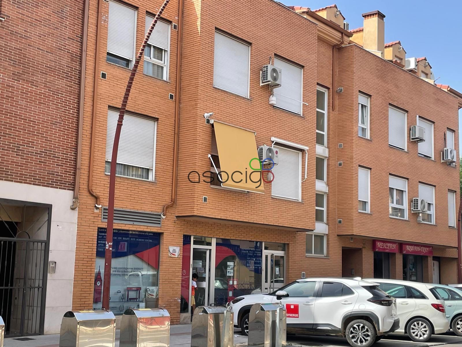 Exterior view of Duplex for sale in Azuqueca de Henares  with Air Conditioner, Heating and Terrace