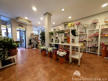 Local comercial en venda a Julio Burell
