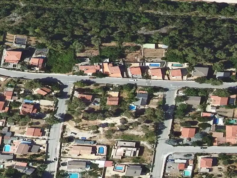 Casa en venda a Calle Anoia