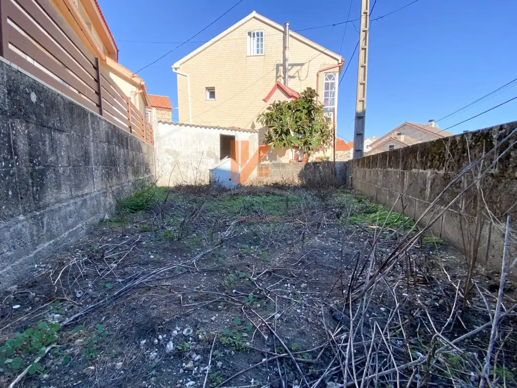 Casa adosada en venta en Ribeira con Jardín privado, Horno y Microondas