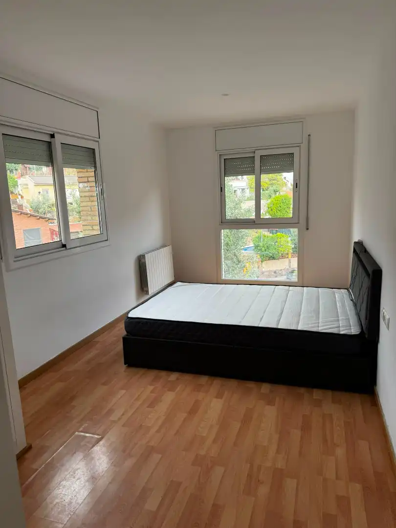 Casa con piscina en venta en Carrer de Hermann Hesse, imagen 4