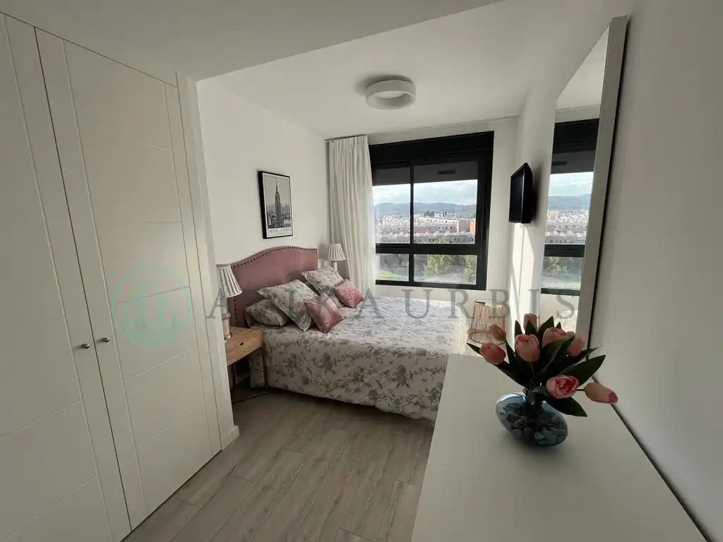 Habitación de Ático de alquiler en Málaga con Aire acondicionado, Terraza y Piscina
