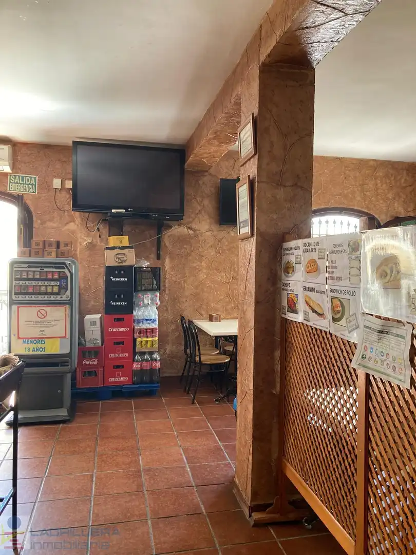 Local comercial en venda a El Cristo - Cayetano Roldán, imagen 4