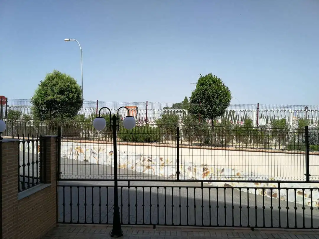 Vista exterior de Pis en venda en Yuncler amb Calefacció i Traster