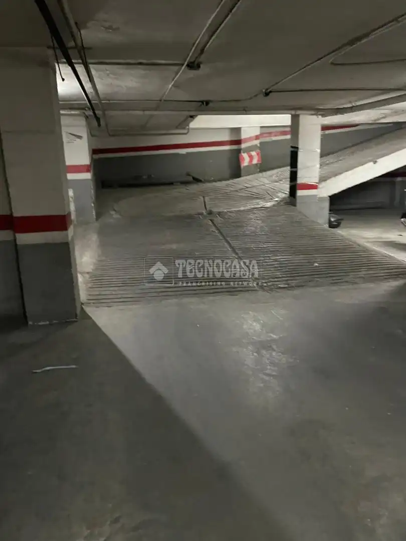 Garaje en venta en Plaza de Toros