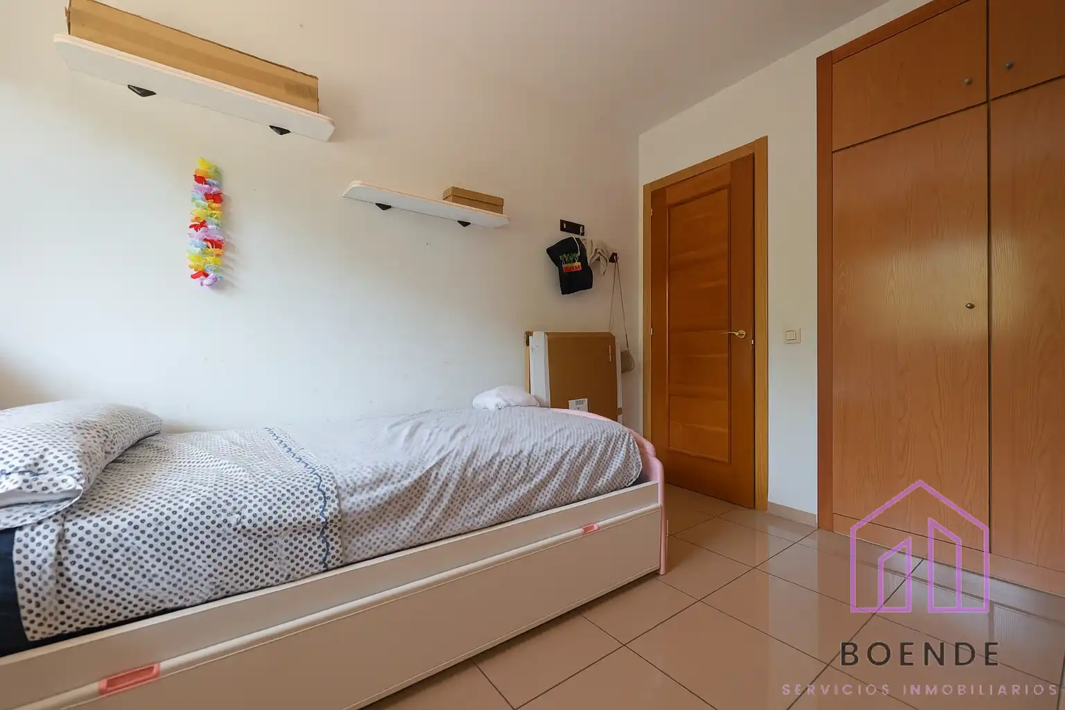 Bedroom of Houses for sale in Campo Real  with Air Conditioner, Heating and Private garden