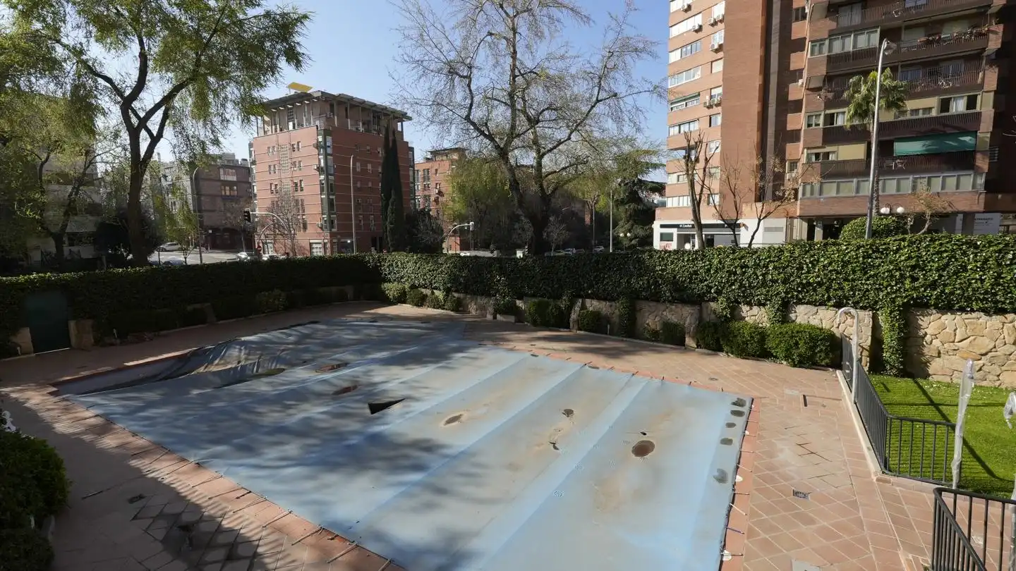 Vista exterior de Piso en venta en  Madrid Capital con Aire acondicionado, Calefacción y Terraza