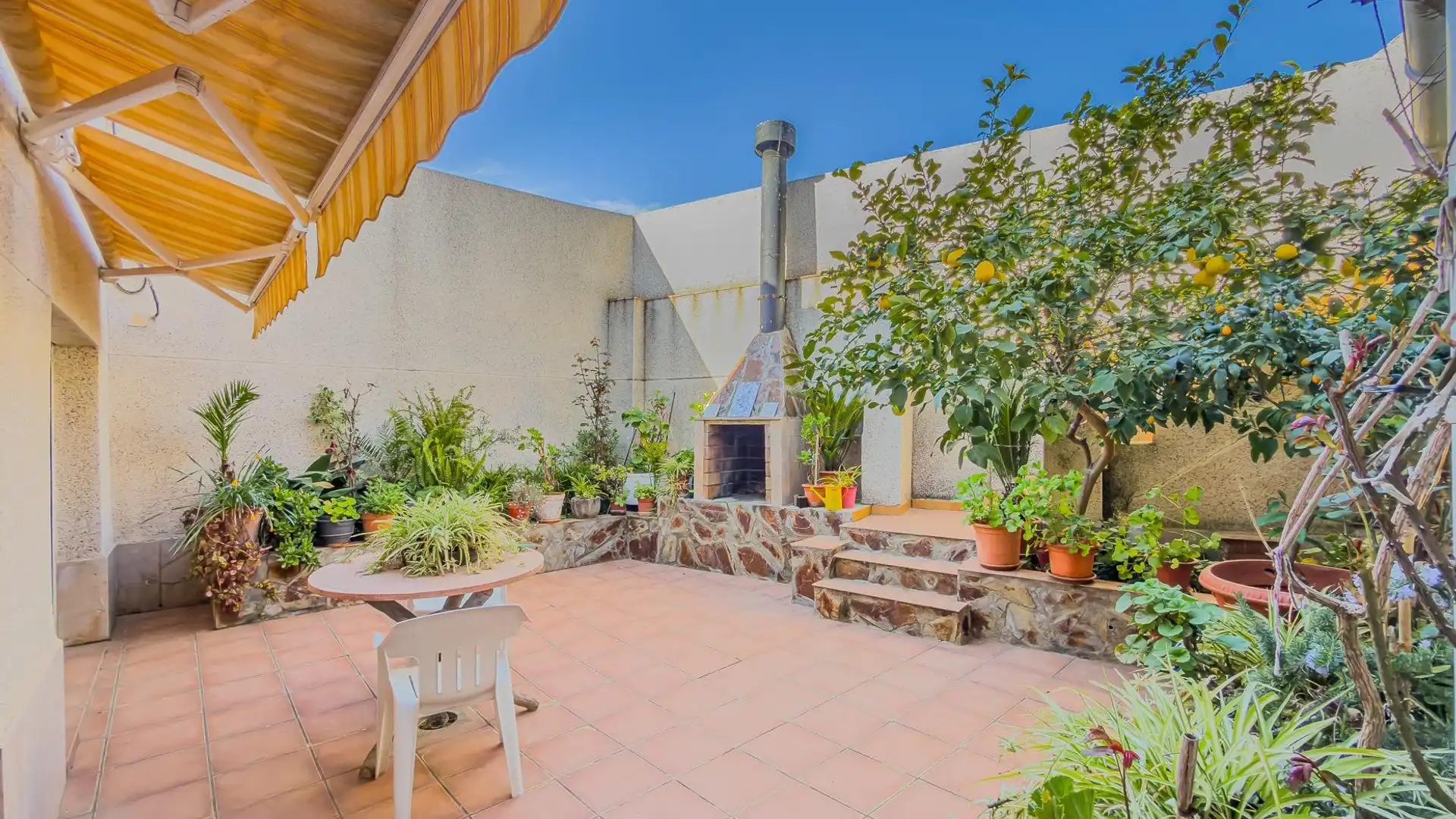 Terrassa de Casa o xalet en venda en Terrassa amb Terrassa, Traster i Balcó