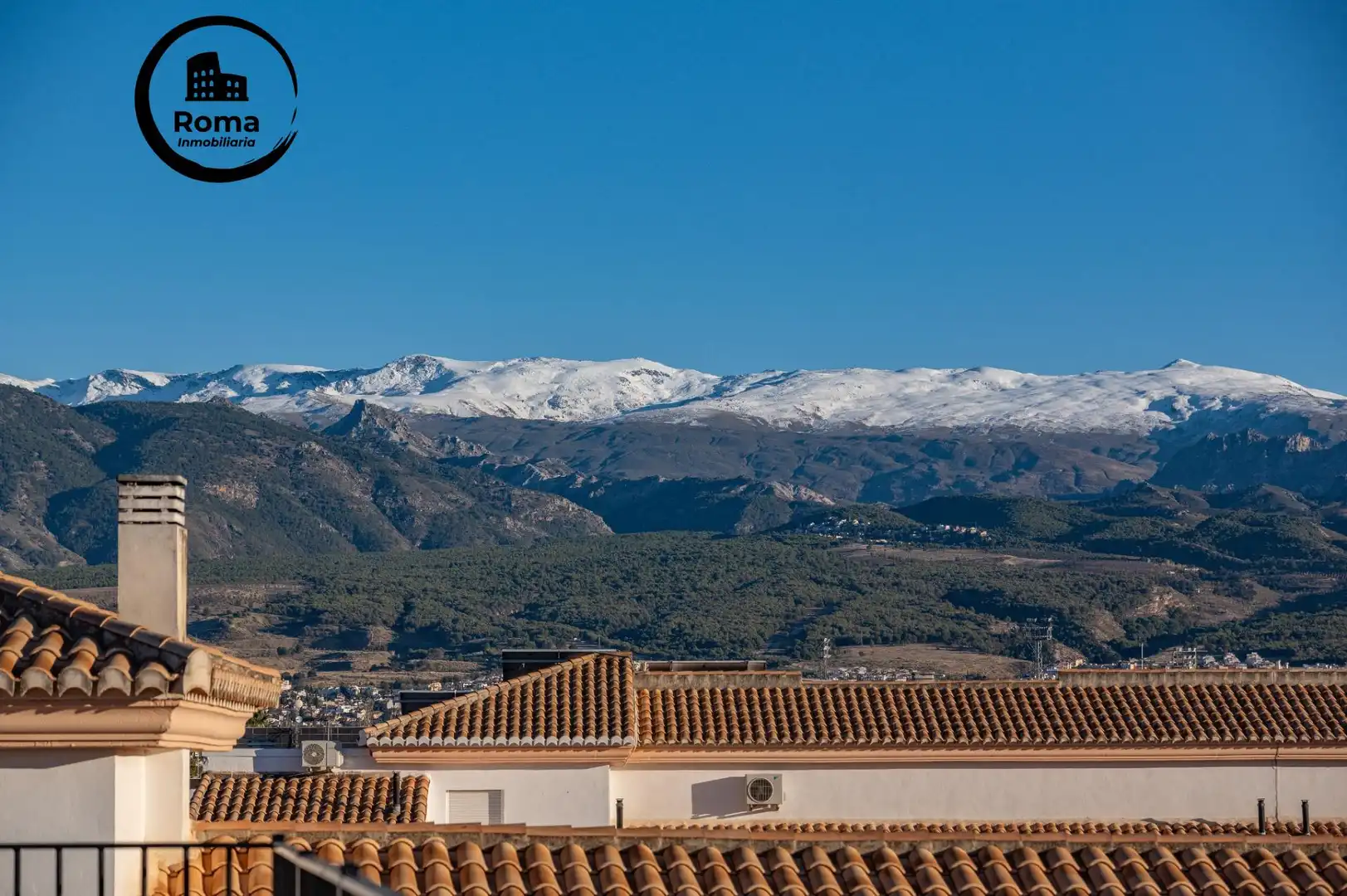 Vista exterior de Ático en venta en Armilla con Terraza y Balcón