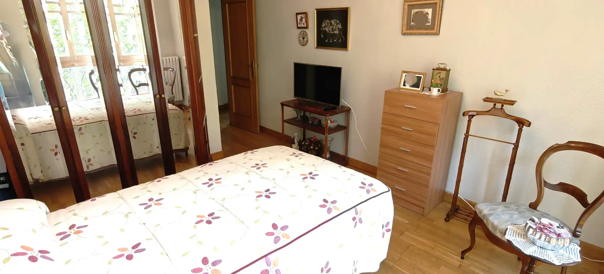Bedroom of Flat for sale in Zaragoza  with Air Conditioner, Heating and Parquet flooring