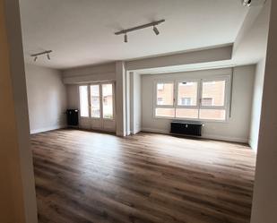 Sala d'estar de Pis de lloguer en  Madrid Capital amb Aire condicionat, Calefacció i Terrassa