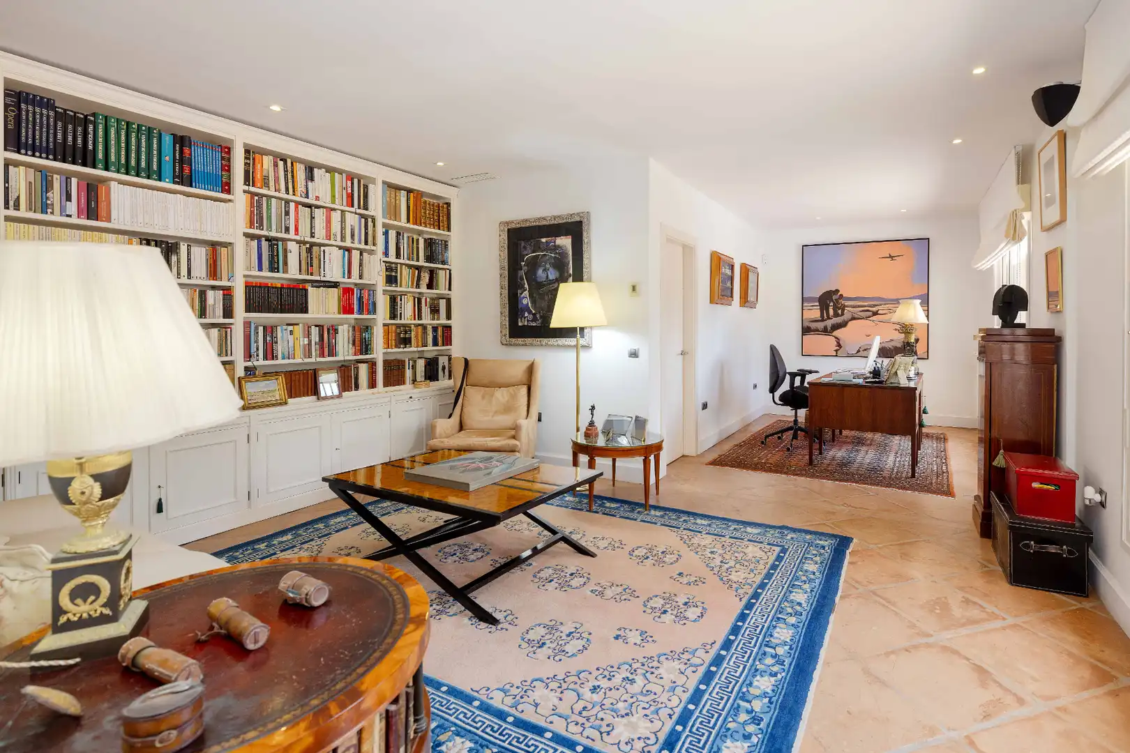 Sala d'estar de Casa o xalet en venda en Málaga amb Aire condicionat, Calefacció i Jardí privat