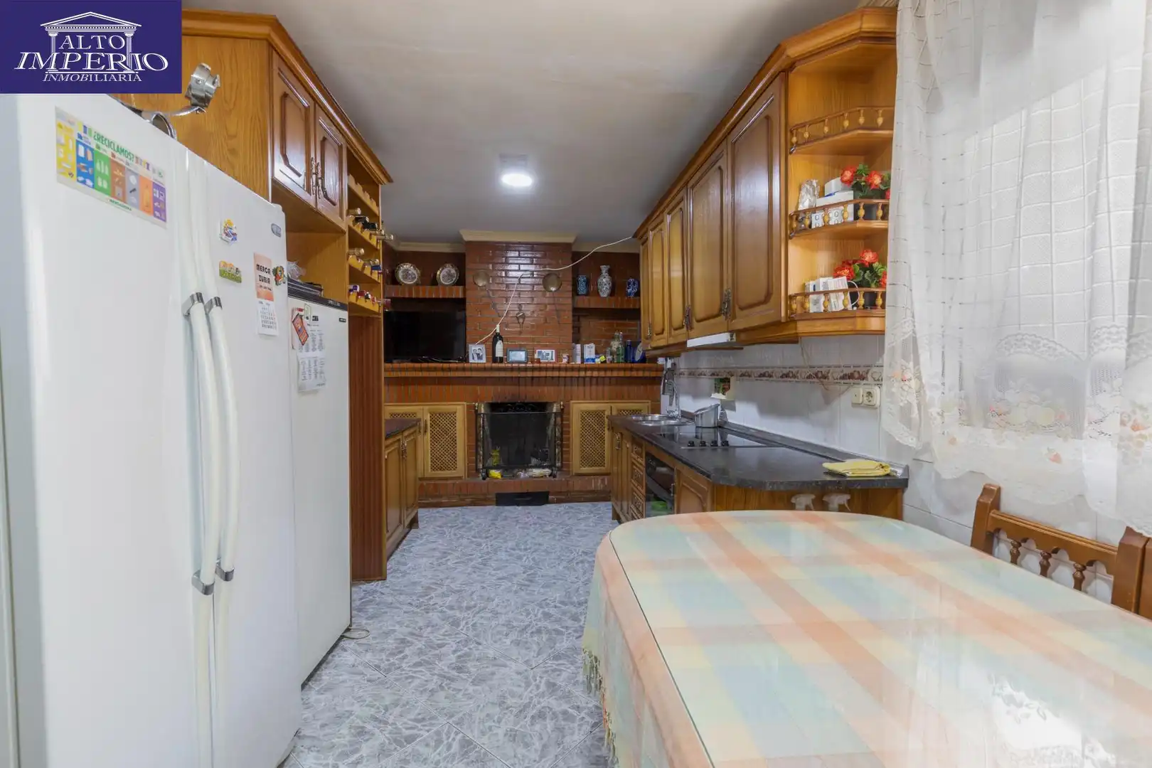 Cuina de Casa o xalet en venda en La Zubia amb Terrassa